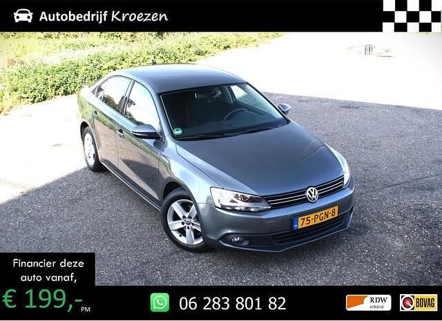 Grijs Gebruikt 2011 VW Jetta Comfortline Sedan | € 8.450 (Duur) - Afbeelding 1/4