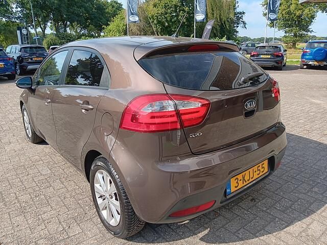 Occasion Kia Rio Plus 109 PK (80 kW) 2013 Bruin Hatchback