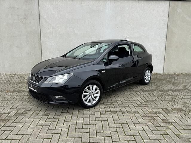 Zwart Gebruikt 2012 Seat Ibiza SC Style Hatchback | € 6.945 (Eerlijke prijs) - Afbeelding 1/4