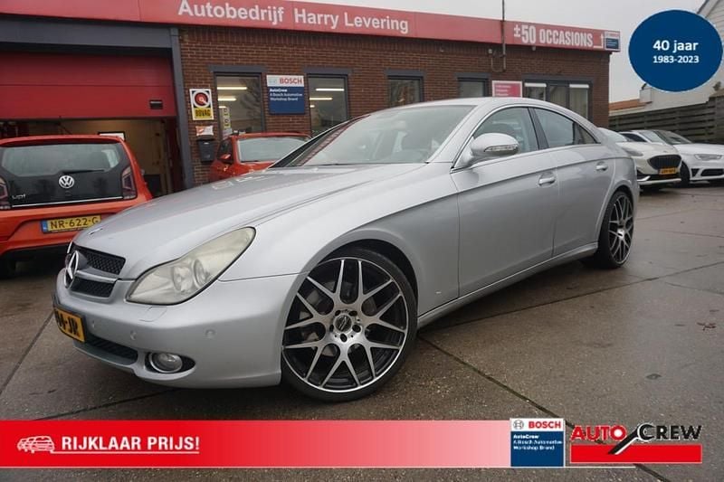 Zilver Gebruikt 2005 Mercedes CLS350 Sedan | € 10.950 (Eerlijke prijs) - Afbeelding 1/4