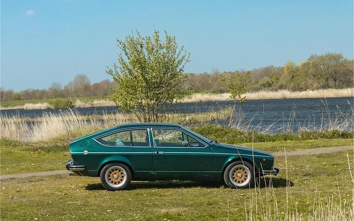 Gebruikt 1979 Alfa Romeo Alfetta Veloce | € 16.945 - Afbeelding 1/2