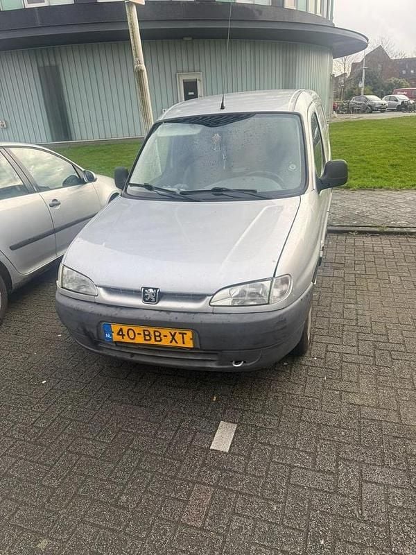 Gebruikt 2002 Peugeot Partner MPV | € 1.200 (Goede deal) - Afbeelding 1/4