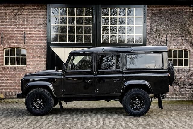 Occasion Land Rover Defender 122 PK (89 kW) 2016 Zwart Stationwagen