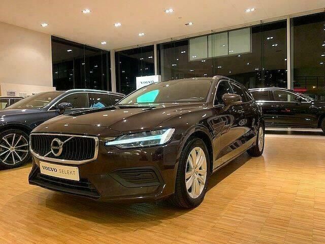 Bruin Gebruikt 2019 Volvo V60 Momentum Stationwagen | € 25.900 (Goede deal) - Afbeelding 1/4