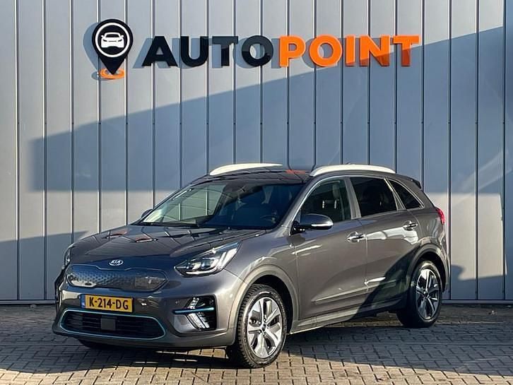 Grijs (metallic) Gebruikt 2020 Kia e-Niro SUV | € 16.355 (Super prijs) - Afbeelding 1/4