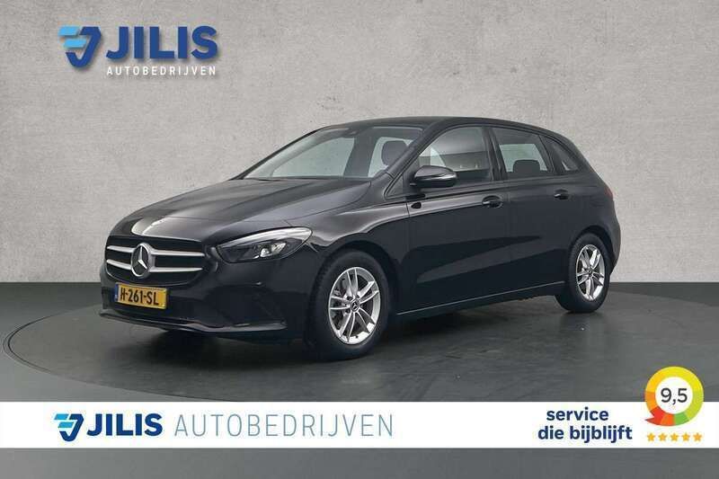 Zwart Gebruikt 2020 Mercedes B180 Business MPV | € 24.850 (Goede deal) - Afbeelding 1/3