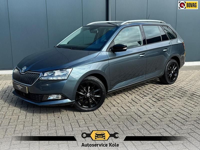 Grijs Gebruikt 2019 Skoda Fabia Business Line Stationwagen | € 13.235 (Eerlijke prijs) - Afbeelding 1/4