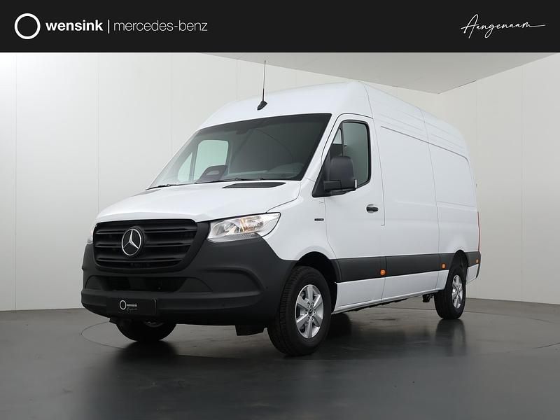 Wit Gebruikt 2024 Mercedes E-Sprinter Van | € 69.850 - Afbeelding 1/4