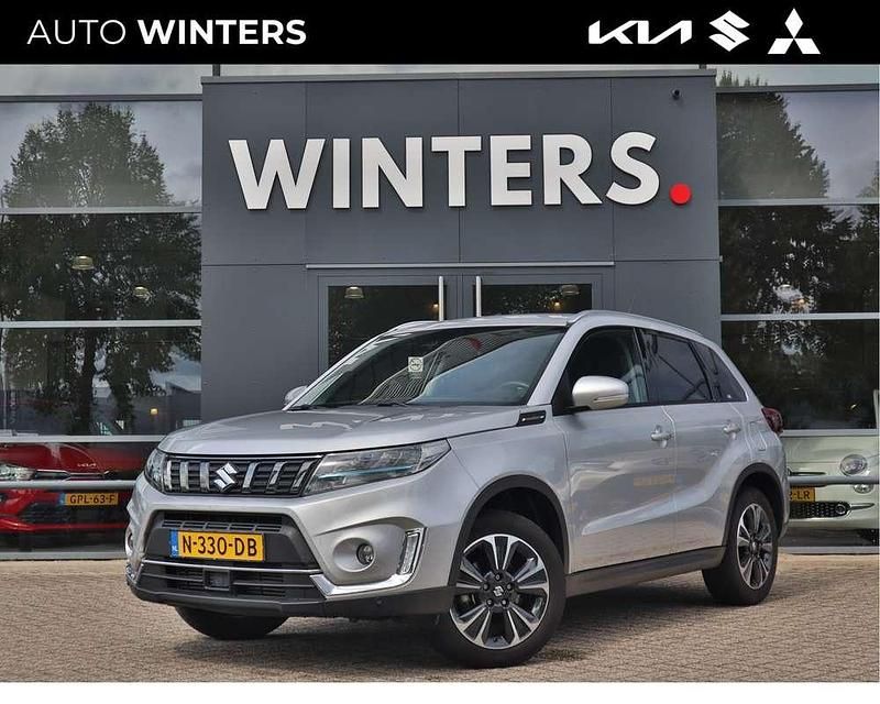 Grijs Gebruikt 2021 Suzuki Vitara Style SUV | € 25.945 (Duur) - Afbeelding 1/4