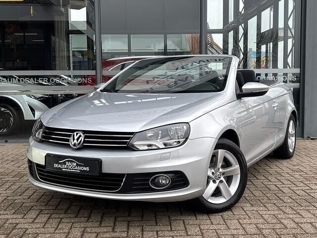 Wit Occasion 2012 VW Eos Highline Cabriolet | € 11.950 (Duur) - Afbeelding 1/4