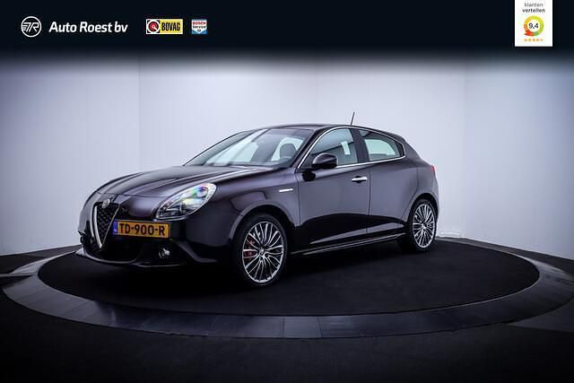 Zwart, metallic lak Gebruikt 2018 Alfa Romeo Giulietta Lusso Hatchback | € 17.750 (Eerlijke prijs) - Afbeelding 1/4
