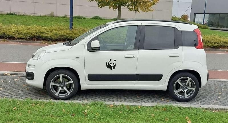 Wit Gebruikt 2012 Fiat Panda Easy Hatchback | € 2.950 (Goede deal) - Afbeelding 1/4