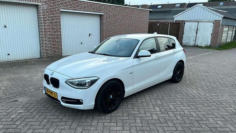 Occasion BMW 118 Sport Line 170 PK (125 kW) 2012 Wit Hatchback