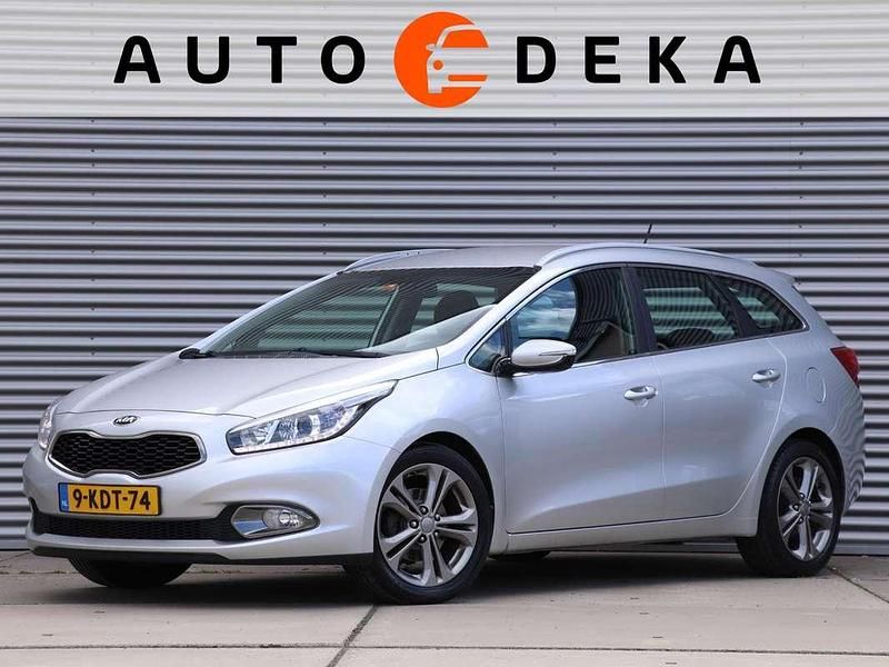Grijs, metallic lak Gebruikt 2013 Kia Ceed Sportswagon Plus Stationwagen | € 7.950 (Eerlijke prijs) - Afbeelding 1/4