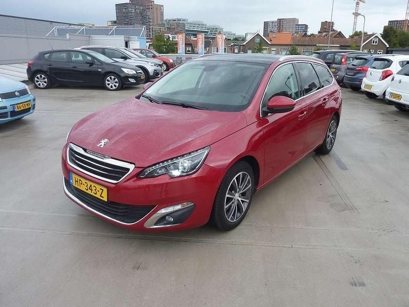 Rood Occasion 2015 Peugeot 308 MPV | € 4.650 (Eerlijke prijs) - Afbeelding 1/4