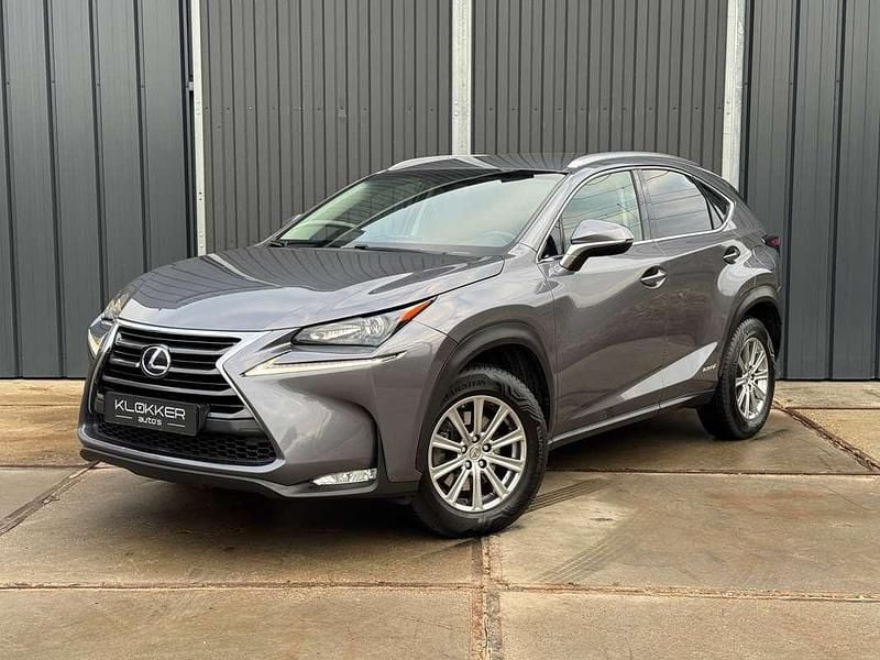 Grijs Occasion 2015 Lexus NX300h Business Edition SUV | € 20.950 (Eerlijke prijs) - Afbeelding 1/4