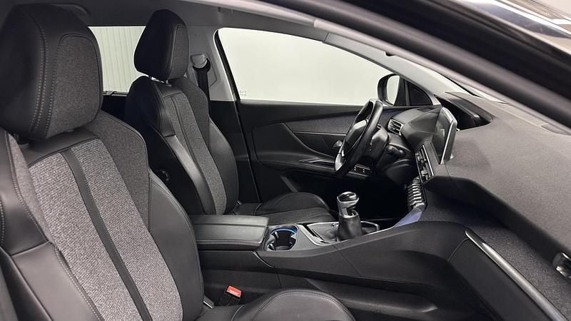 Occasion Peugeot 5008 Premium 131 PK (96 kW) 2020 Grijs SUV