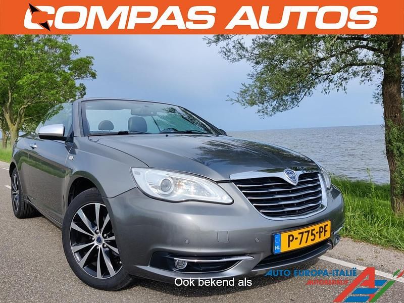 Grijs Gebruikt 2012 Lancia Flavia Cabriolet | € 11.950 - Afbeelding 1/4