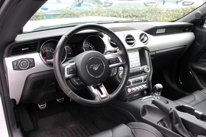 Occasion Ford Mustang Fastback 68 PK (50 kW) 2021 Wit Coupé