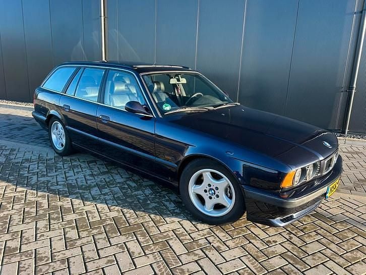 Occasion 1996 BMW 525 Stationwagen | € 12.000 - Afbeelding 1/4