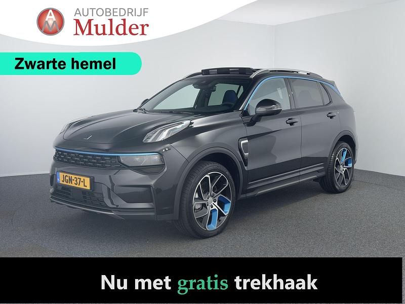 Zwart Gebruikt 2023 Lynk & Co 01 SUV | € 29.945 (Eerlijke prijs) - Afbeelding 1/4