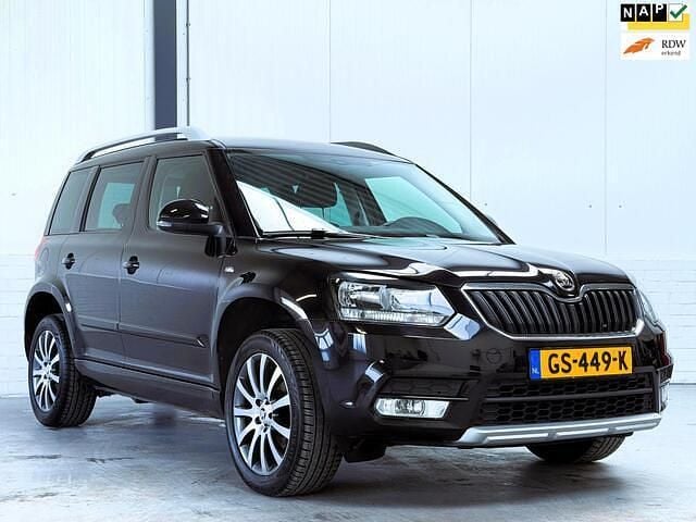 Zwart Gebruikt 2016 Skoda Yeti Style SUV | € 12.450 (Eerlijke prijs) - Afbeelding 1/4