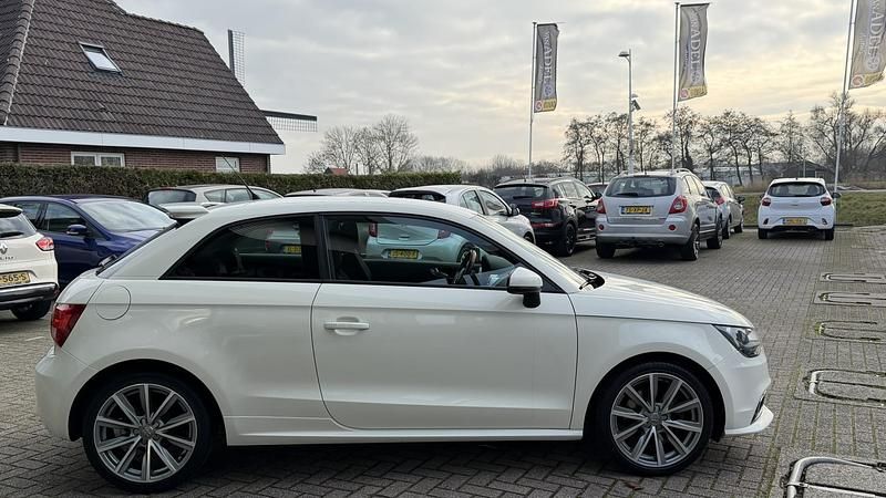 Occasion Audi A1 Ambition 2025 Wit Hatchback
