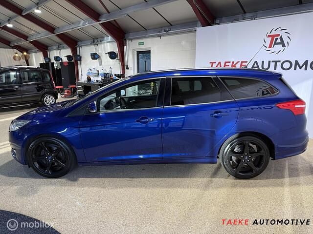 Occasion Ford Focus Trend 125 PK (91 kW) 2017 Blauw Stationwagen