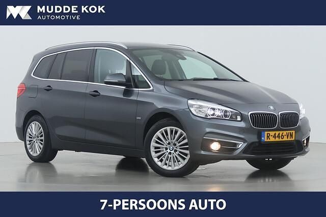 Grijs Gebruikt 2018 BMW 218 Executive Stationwagen | € 20.900 (Eerlijke prijs) - Afbeelding 1/4