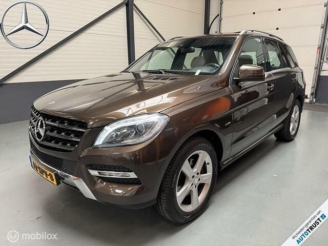 Bruin Gebruikt 2012 Mercedes 250 SUV | € 17.950 (Eerlijke prijs) - Afbeelding 1/4