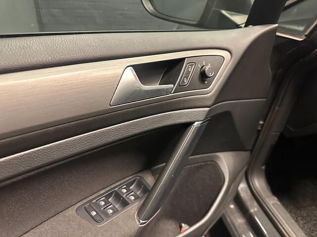 Occasion VW Golf VII 110 PK (80 kW) 2015 Grijs Hatchback