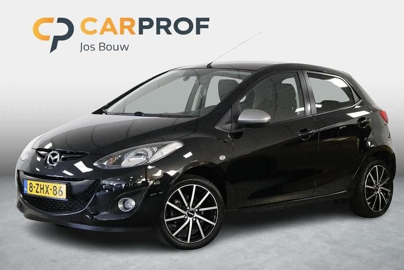 Zwart Gebruikt 2015 Mazda 2 Edition Hatchback | € 9.645 (Duur) - Afbeelding 1/4
