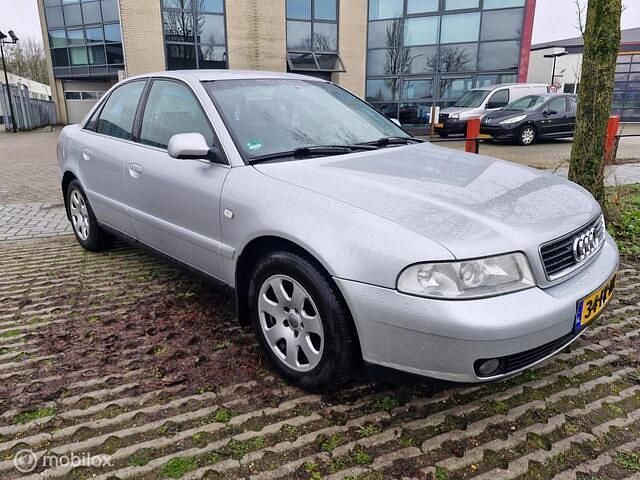 Occasion Audi A4 125 PK (91 kW) 2000 Grijs (metallic) Sedan