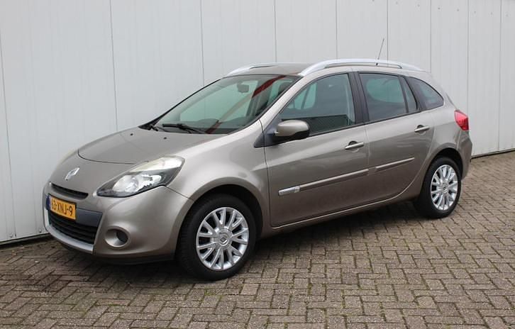 Gebruikt 2012 Renault Clio IV Expression Stationwagen | € 3.850 (Super prijs) - Afbeelding 1/4