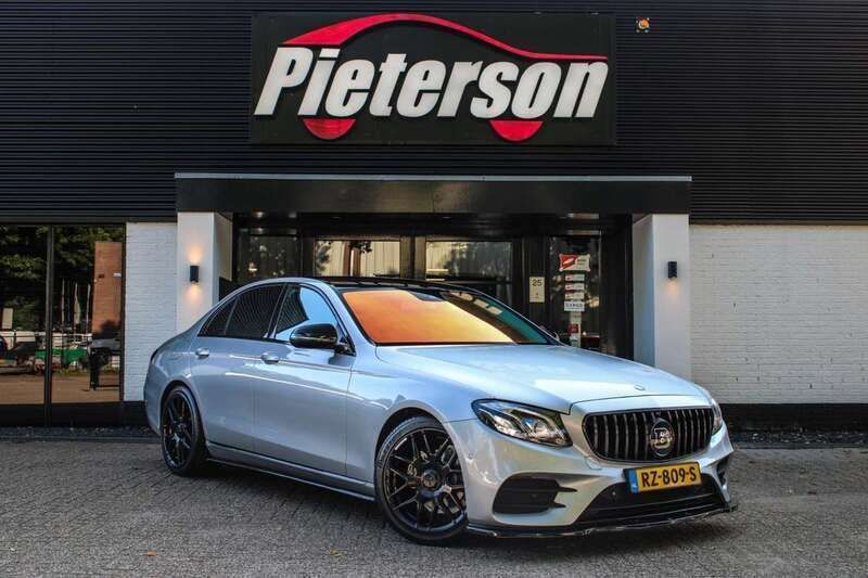 Grijs Gebruikt 2016 Mercedes E63 AMG AMG Sedan | € 27.950 - Afbeelding 1/4