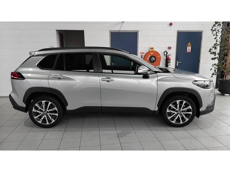 Occasion Toyota Corolla Cross Style 140 PK (102 kW) 2024 Zilver, metallic lak SUV