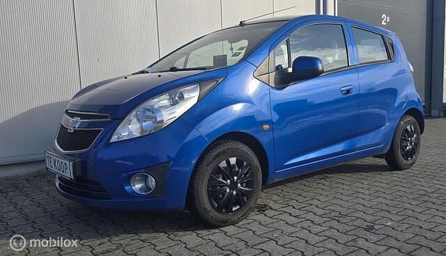 Blauw Occasion 2011 Chevrolet Spark Hatchback | € 3.499 (Iets duurder) - Afbeelding 1/4