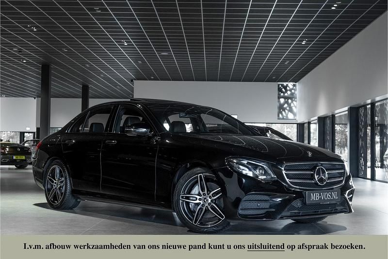 Zwart Gebruikt 2017 Mercedes E350 AMG Sedan | € 29.950 (Eerlijke prijs) - Afbeelding 1/4