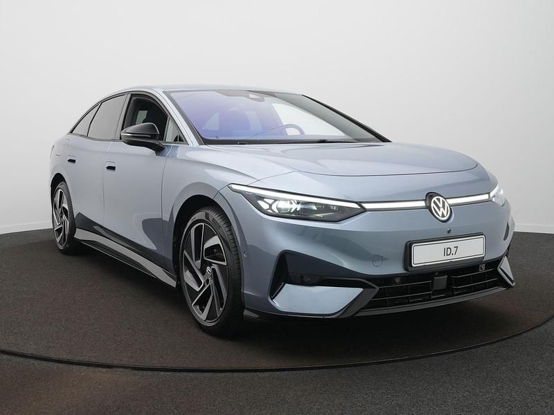 Occasion VW ID.7 Pro 210 kW (286 PK) 2025 Blauw Sedan