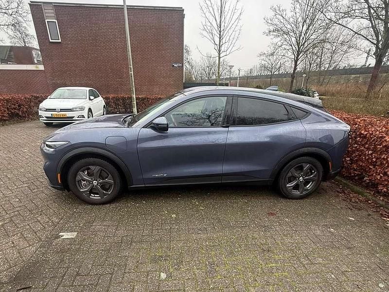 Occasion Ford Mustang Mach-E 205 kW (280 PK) 2021 Blauw SUV