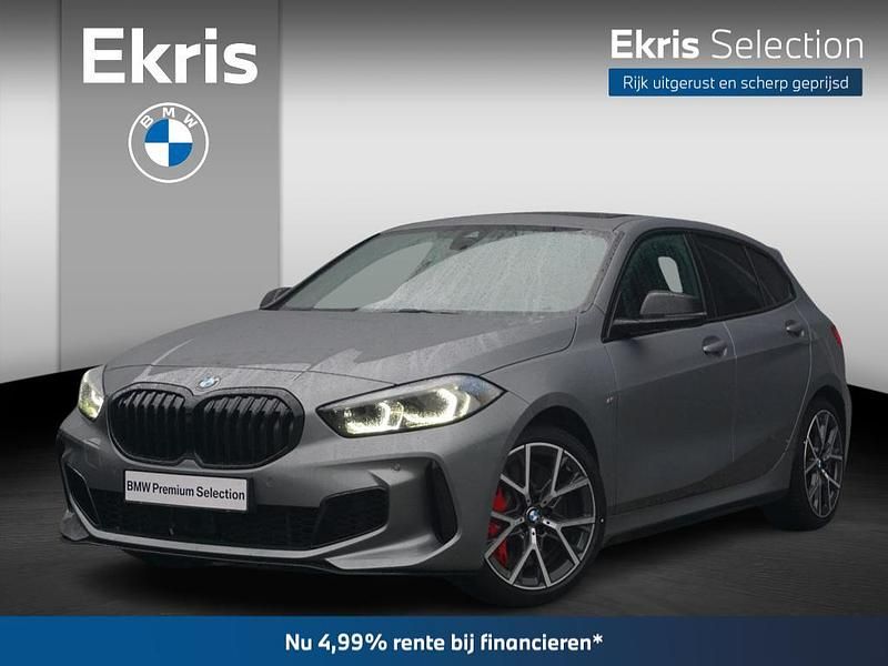 Grijs, metallic lak Gebruikt 2025 BMW 128 M Sport Hatchback | € 51.900 (Duur) - Afbeelding 1/4