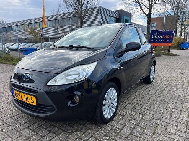 Zwart (metallic) Gebruikt 2010 Ford Ka Titanium X Hatchback | € 3.250 (Eerlijke prijs) - Afbeelding 1/4