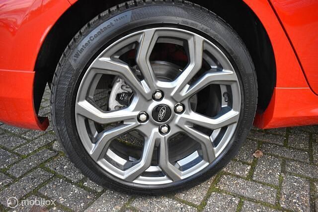 Occasion Ford Fiesta ST-Line 99 PK (72 kW) 2019 Rood Hatchback