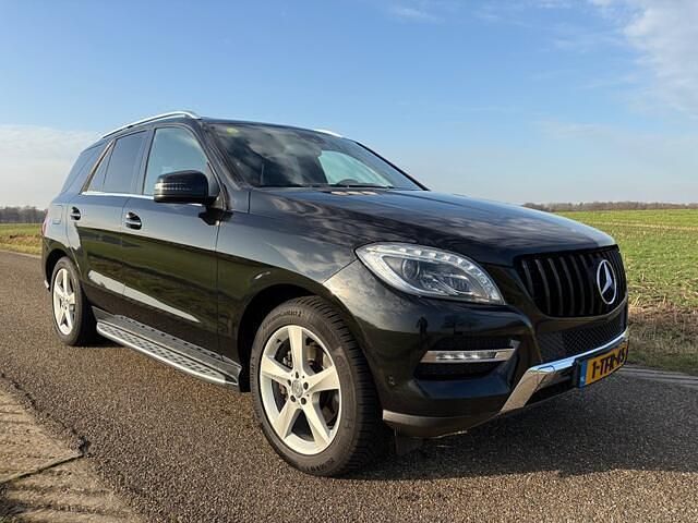 Occasion Mercedes 350 AMG 259 PK (190 kW) 2013 Zwart SUV