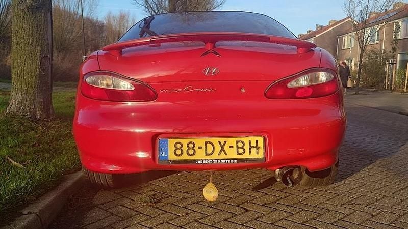 Occasion Hyundai Coupé 139 PK (102 kW) 2000 Rood Coupé