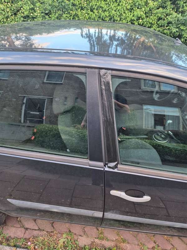 Gebruikt 2006 Ford Fiesta Futura Hatchback | € 1.500 (Goede deal) - Afbeelding 1/4