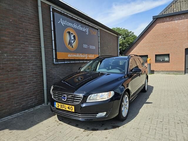 Zwart Gebruikt 2014 Volvo V70 Momentum Stationwagen | € 5.995 (Super prijs) - Afbeelding 1/4