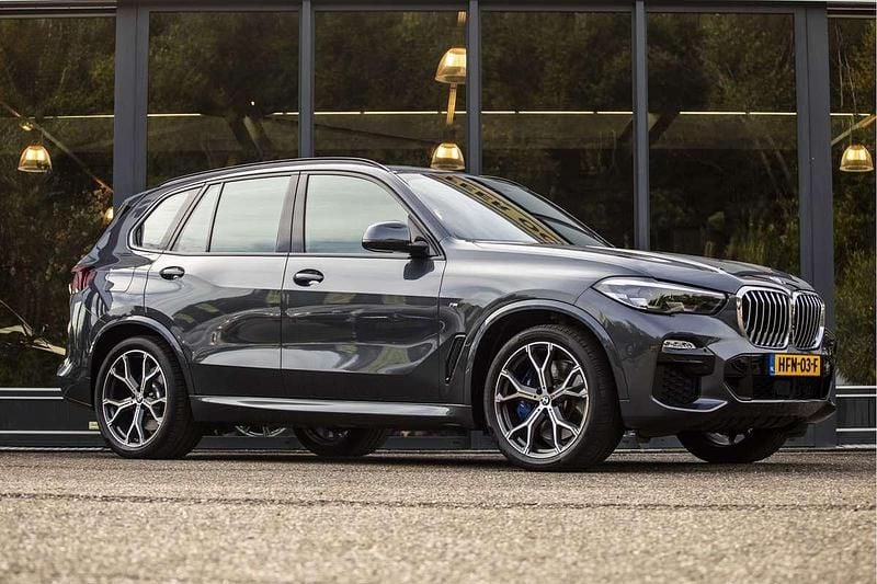Grijs Gebruikt 2021 BMW X5 Executive SUV | € 54.950 (Super prijs) - Afbeelding 1/4