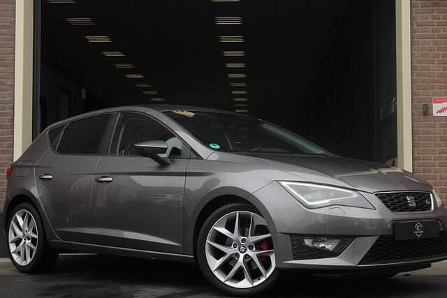 Occasion Seat Leon FR 150 PK (110 kW) 2014 Grijs (metallic) Hatchback