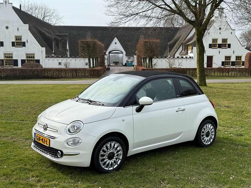 Wit Occasion 2017 Fiat 500C Lounge Cabriolet | € 7.600 (Goede deal) - Afbeelding 1/4